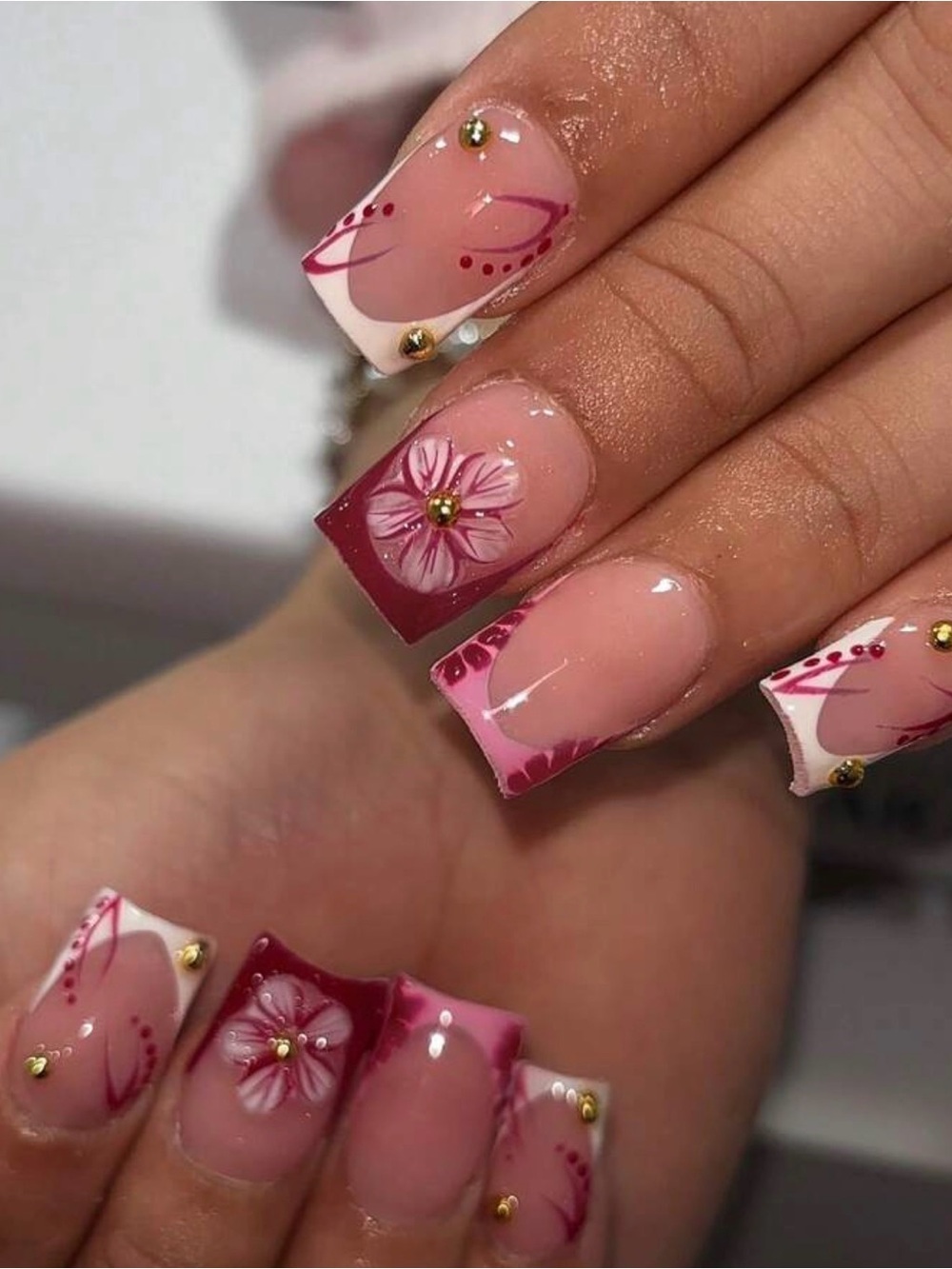 2/16 Hand-Painted Pink Floral Acrylic Nails with Gold Studs